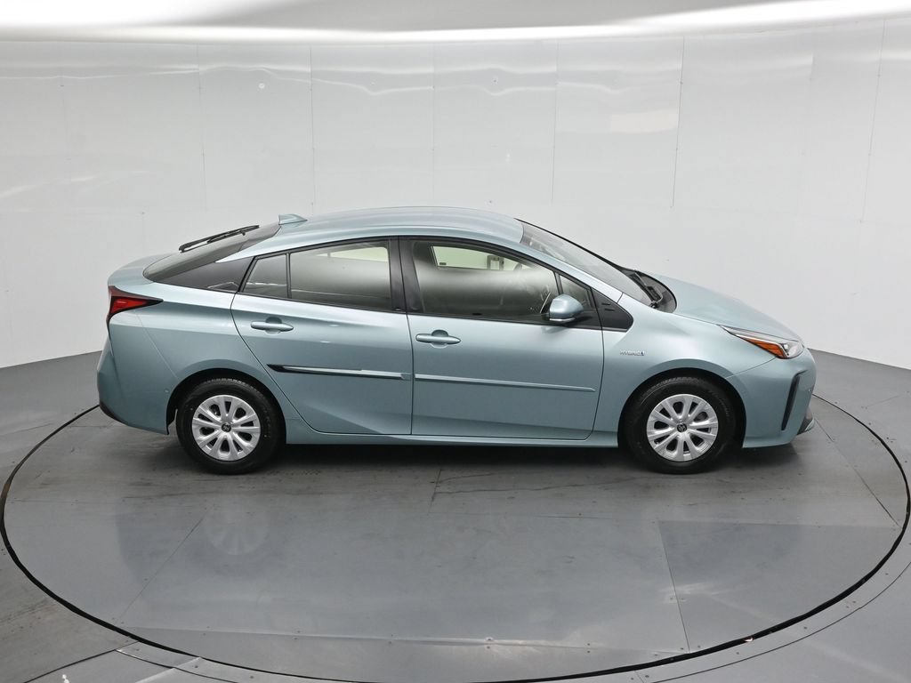 Used 2021 Toyota Prius LE FWD image 35