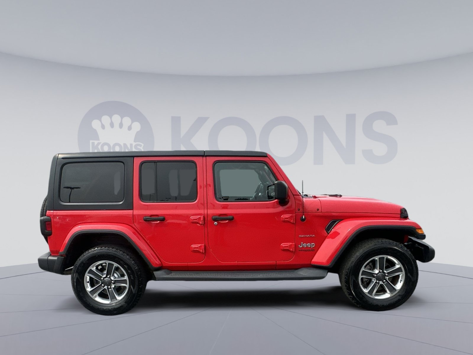 Used 2018 Jeep Wrangler Unlimited Sahara AWD/4WD image 17