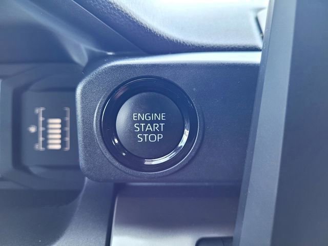 Used 2024 Toyota Tacoma SR5 w/ SR5 Upgrade Package image 19