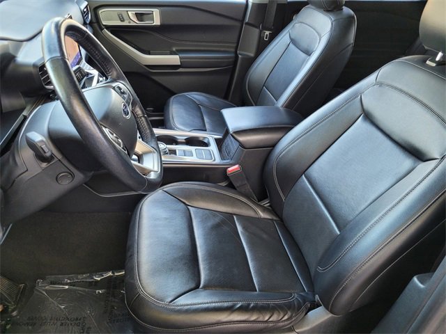 Certified 2022 Ford Explorer Limited w/ Equipment Group 301A image 18