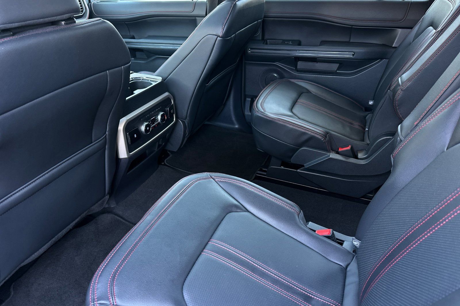 Certified 2024 Ford Expedition Max Limited image 11