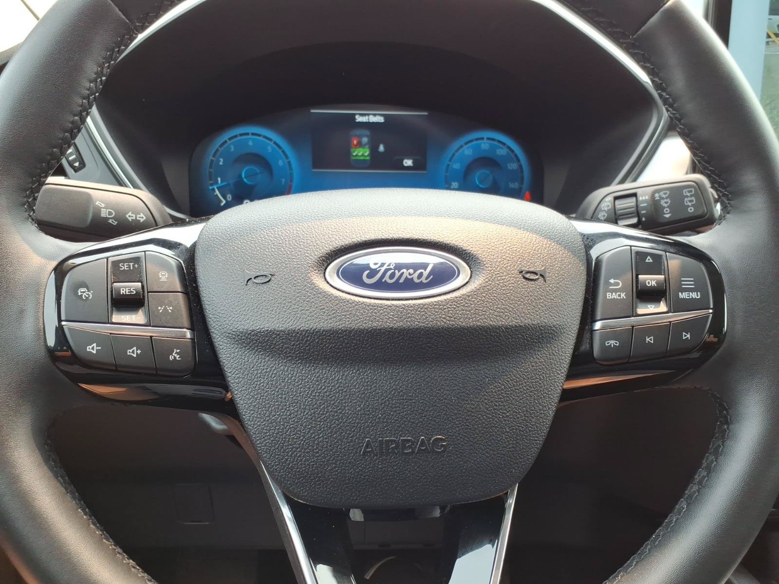Certified 2025 Ford Escape Platinum AWD/4WD image 22