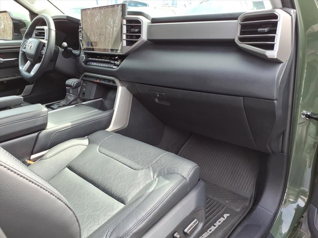 Used 2023 Toyota Sequoia Limited w/ TRD Off-Road Package AWD/4WD image 12