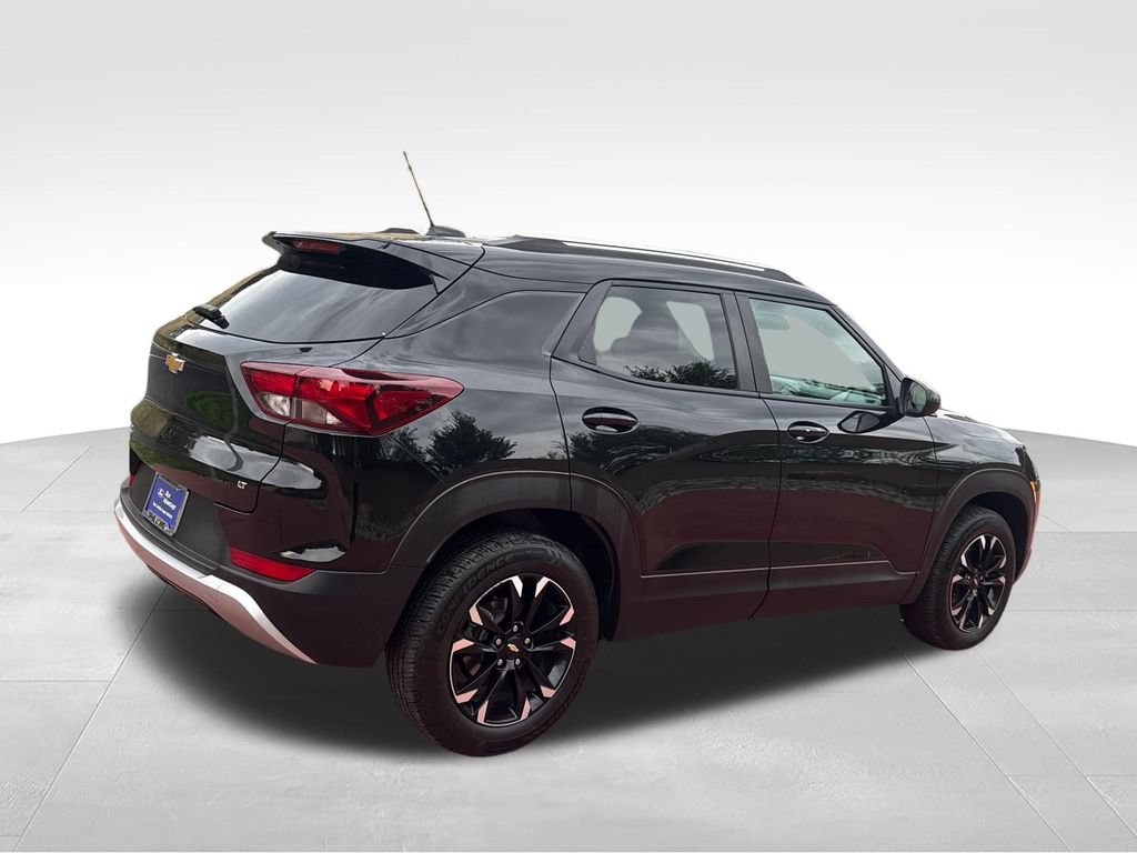 Used 2023 Chevrolet TrailBlazer LT AWD/4WD image 9