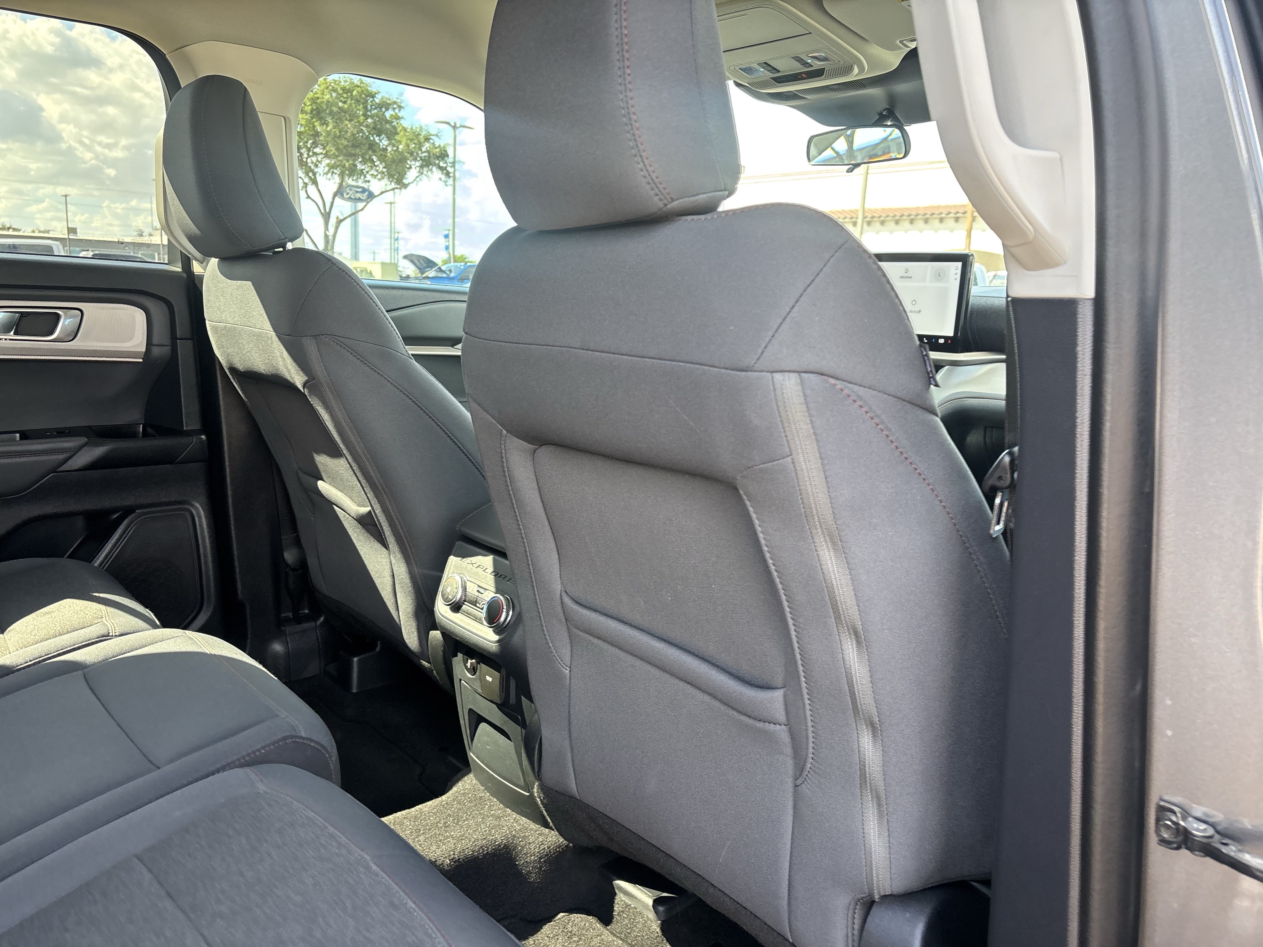 Certified 2025 Ford Explorer Active RWD image 22