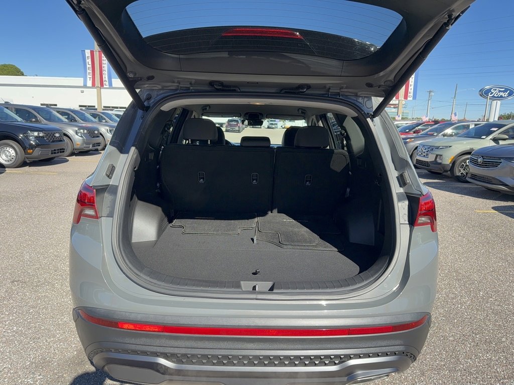 Used 2022 Hyundai Santa Fe XRT image 7