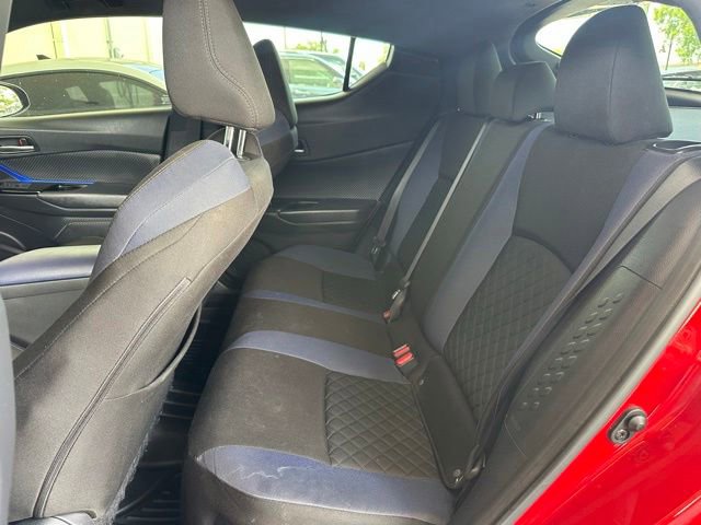 Used 2020 Toyota C-HR XLE FWD image 14