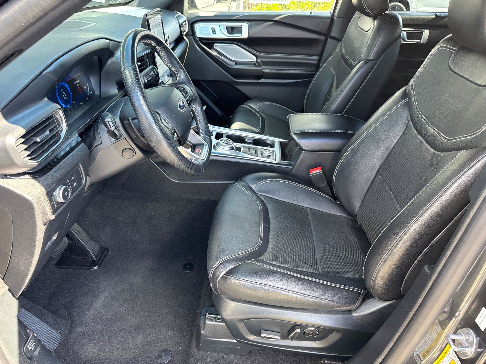 Certified 2020 Ford Explorer ST w/ ST Street Pack AWD/4WD image 26