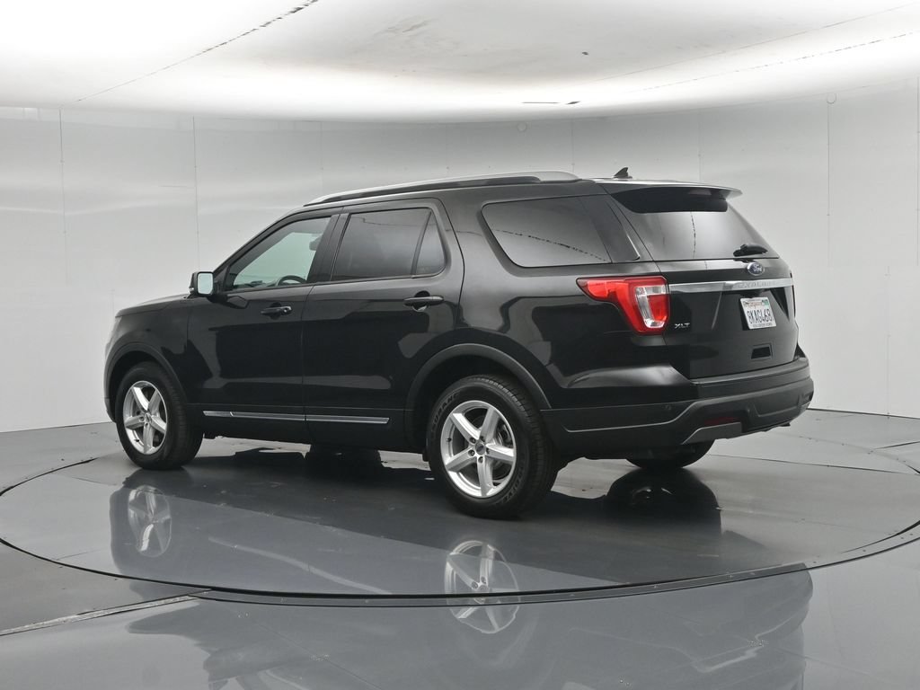 Certified 2019 Ford Explorer XLT FWD image 7