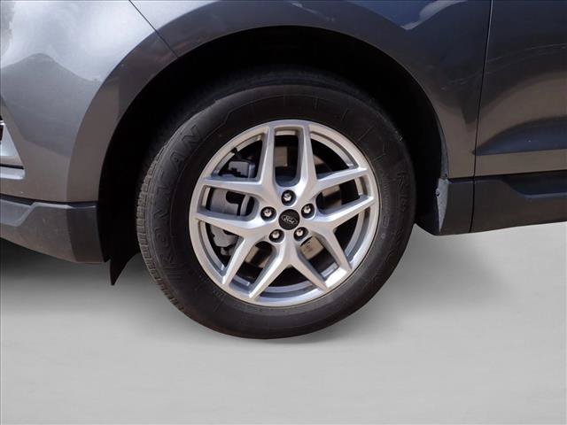 Certified 2024 Ford Edge SEL AWD/4WD image 7