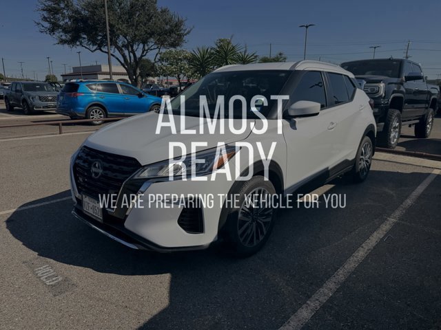 Used 2024 Nissan Kicks SV