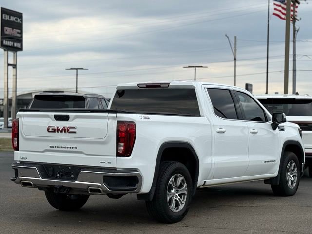 Used 2023 GMC Sierra 1500 SLE w/ X31 Off-Road Package image 10
