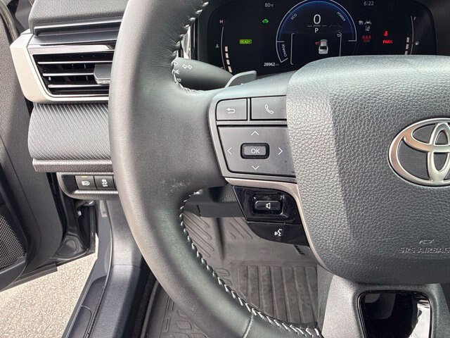 Used 2025 Toyota Camry SE FWD image 22