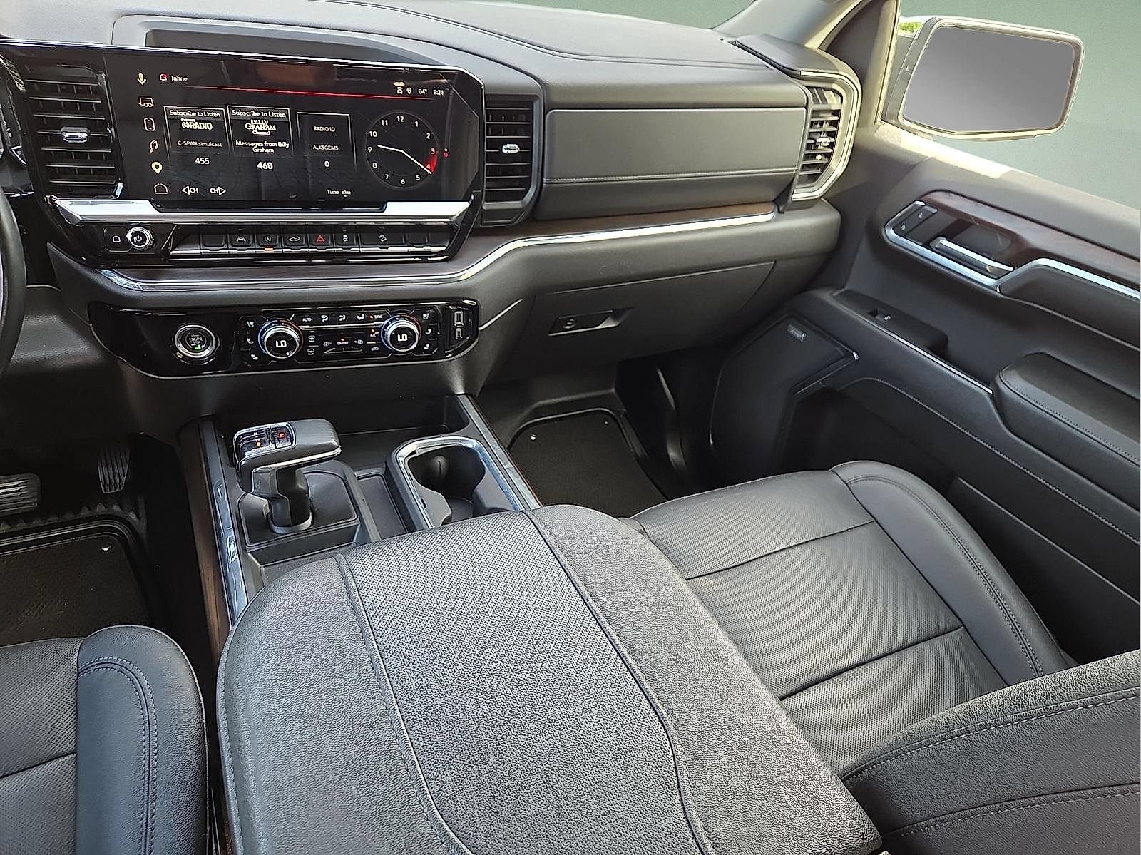 Used 2023 GMC Sierra 1500 SLT w/ SLT Convenience Package AWD/4WD image 12
