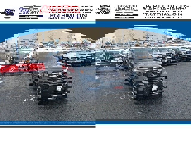 Certified 2022 Ford Explorer XLT w/ Equipment Group 202A image 7