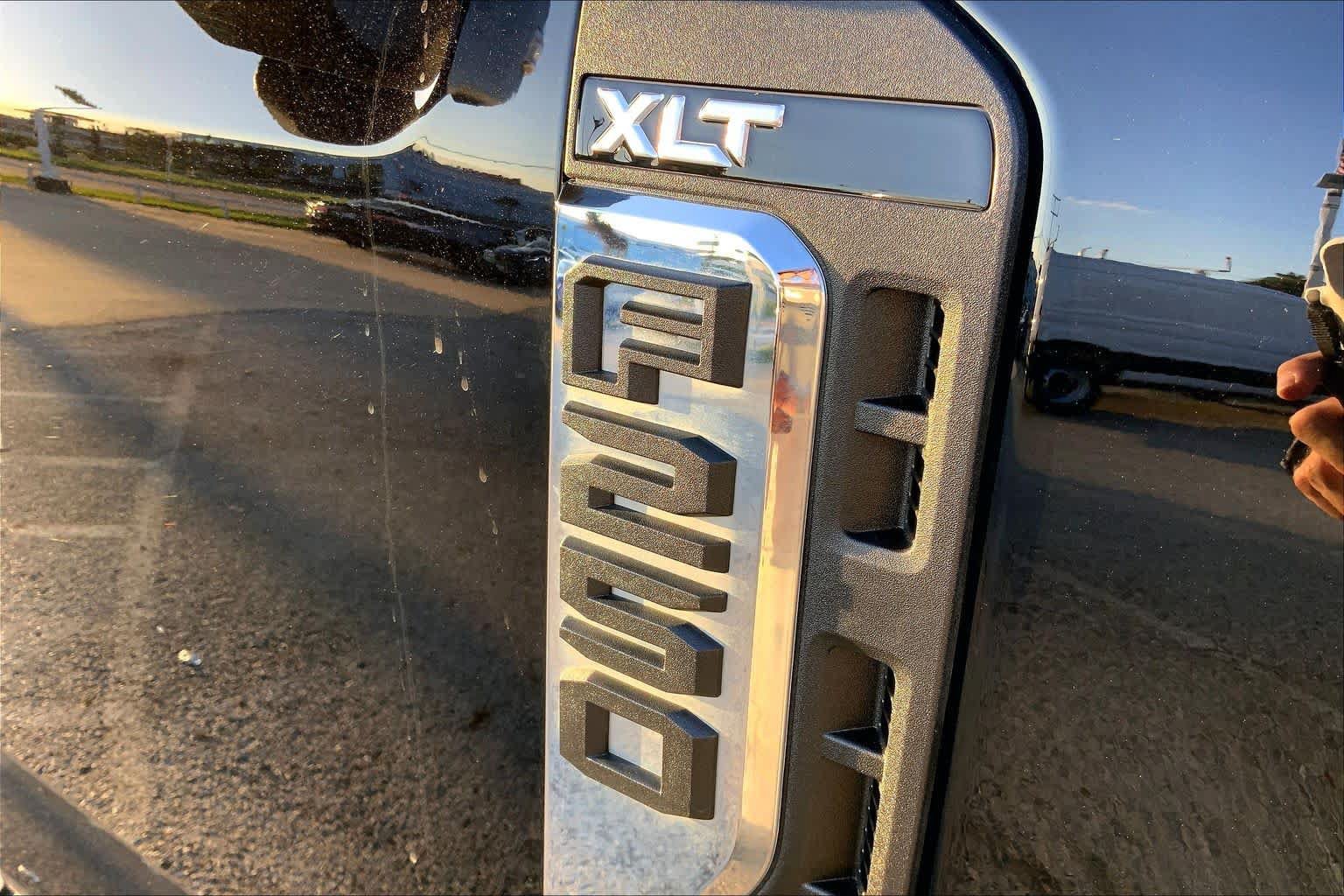 Certified 2025 Ford F250 XLT AWD/4WD image 31