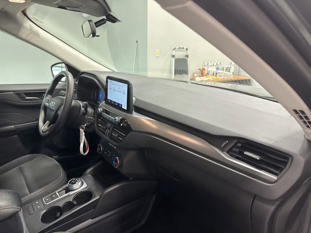 Certified 2023 Ford Escape AWD image 42