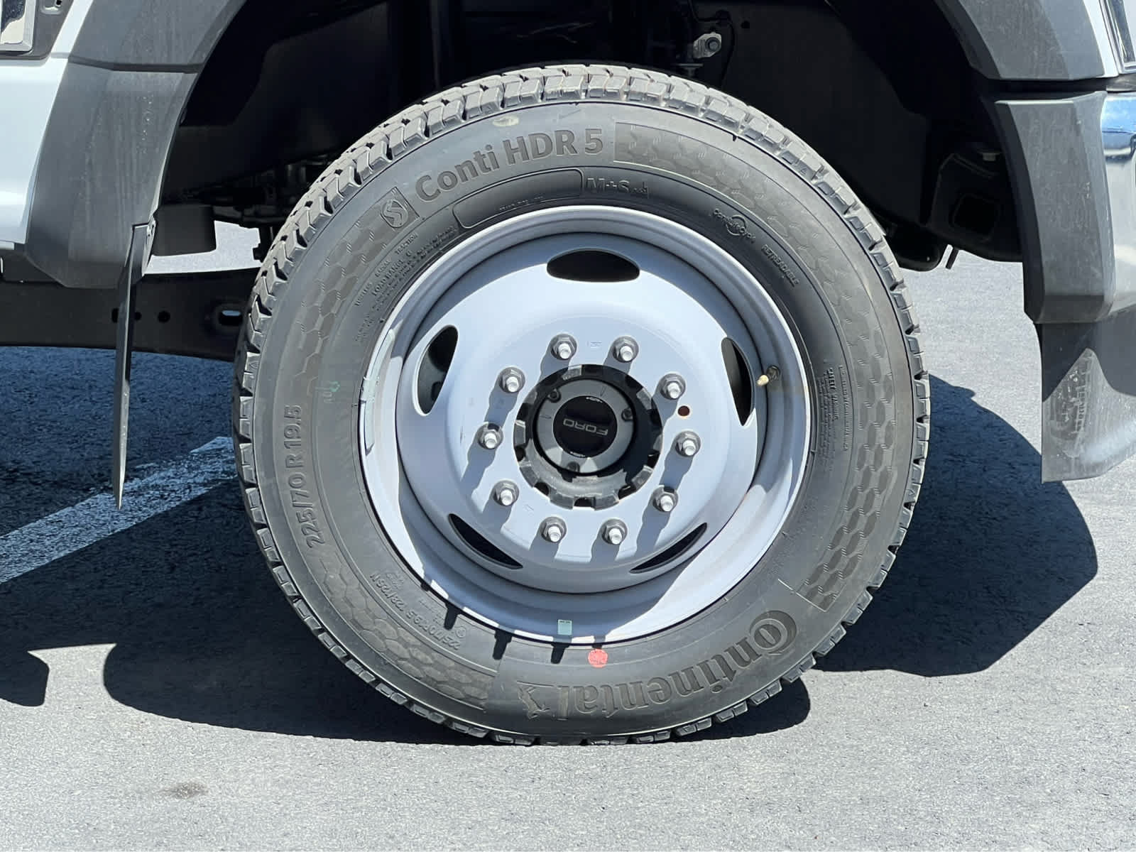 Certified 2026 Ford F550 4x4 Regular Cab Super Duty w/ XL Chrome Package image 16