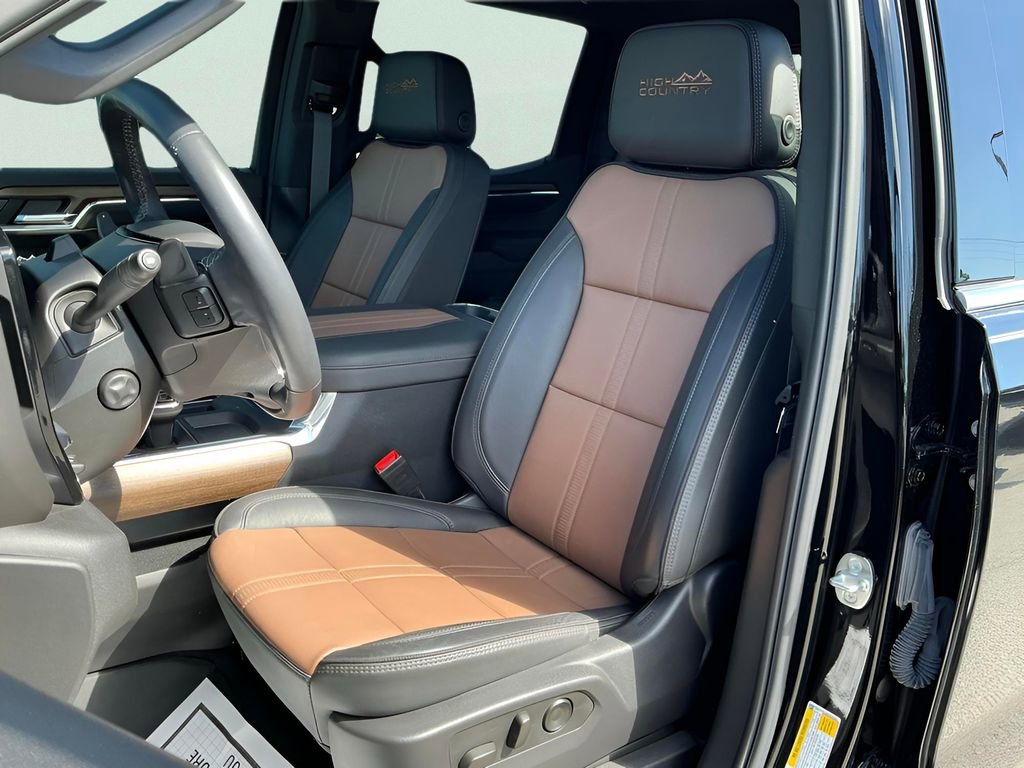 Used 2024 Chevrolet Silverado 1500 High Country image 42
