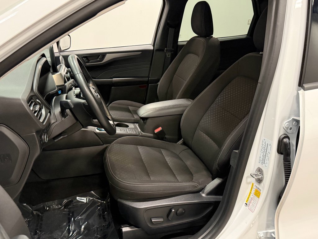 Certified 2024 Ford Escape Active image 10