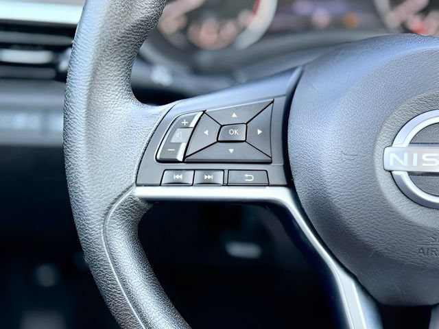 Used 2025 Nissan Altima 2.5 SV FWD image 23