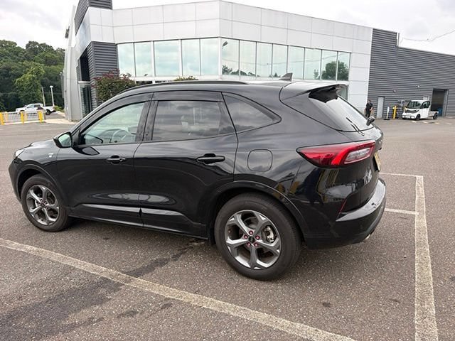 Certified 2024 Ford Escape ST-Line Select w/ Tech Pack #1 AWD/4WD image 4