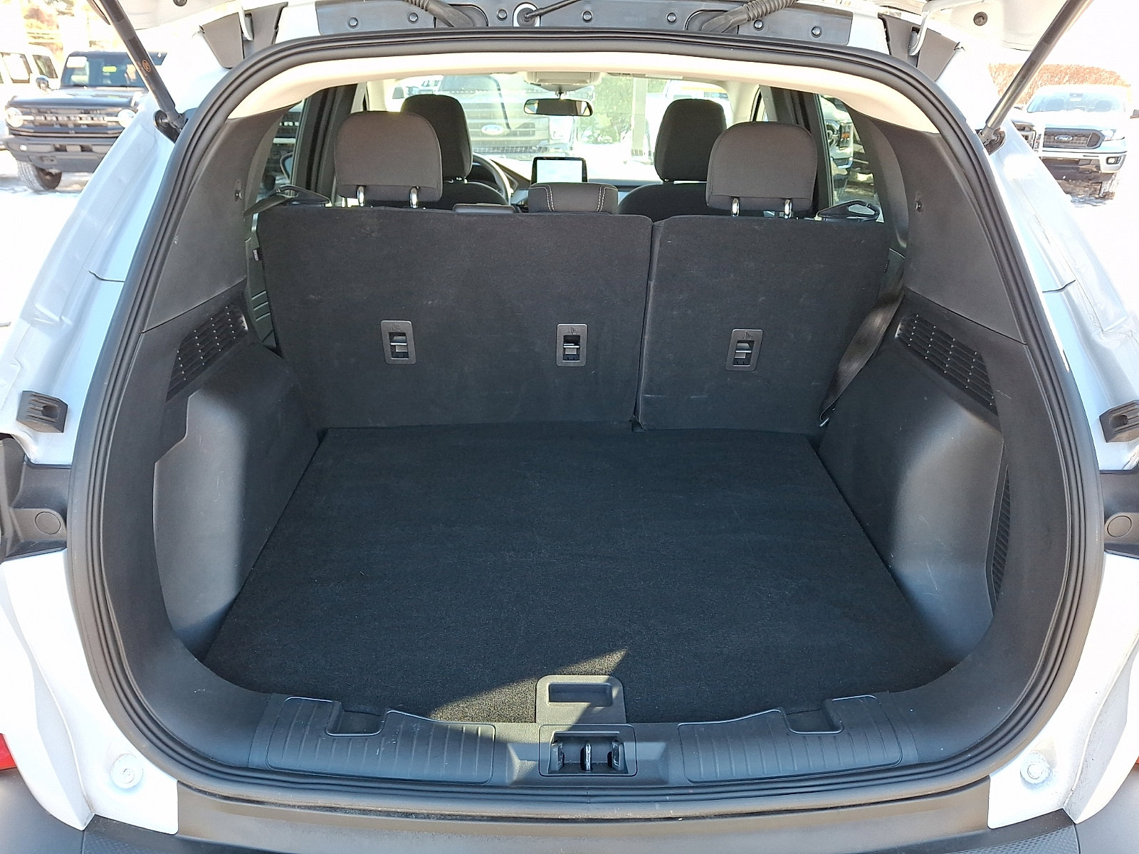 Certified 2025 Ford Escape Active AWD/4WD image 31
