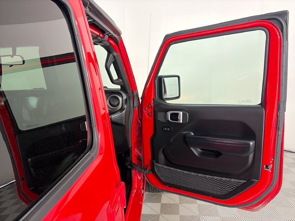 Used 2019 Jeep Wrangler Unlimited Sport AWD/4WD image 31