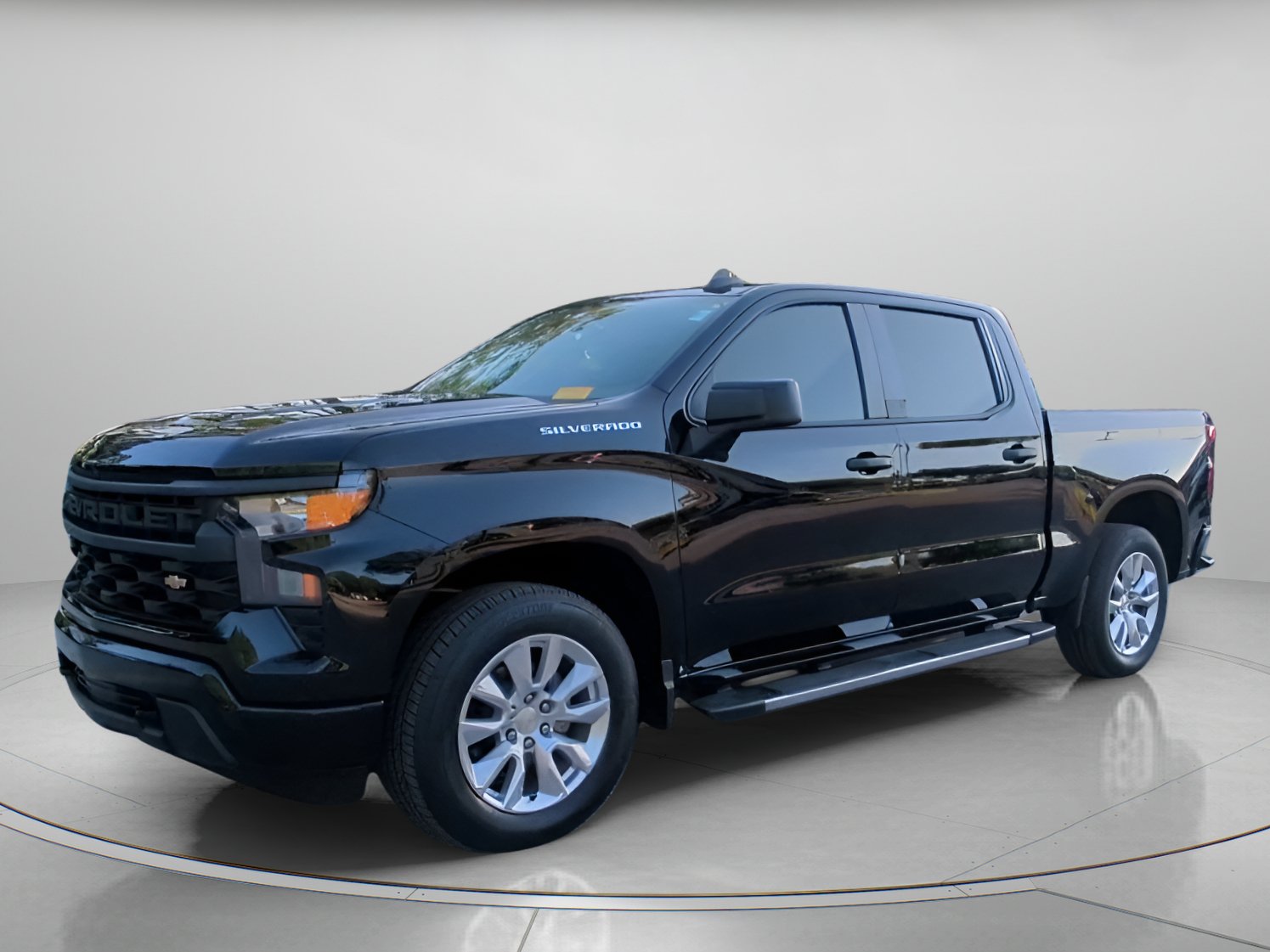 Used 2024 Chevrolet Silverado 1500 Custom RWD image 10