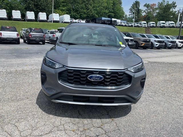 Certified 2025 Ford Escape ST-Line AWD/4WD image 3