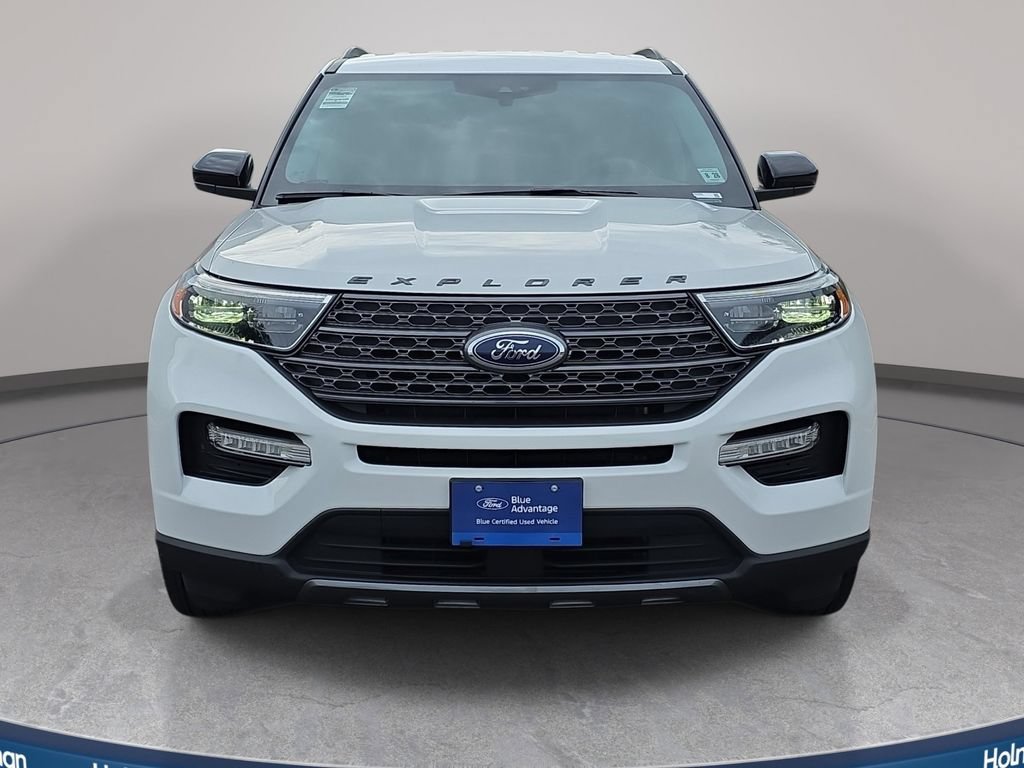 Certified 2023 Ford Explorer XLT w/ Equipment Group 202A AWD/4WD image 2