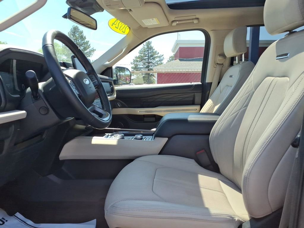 Certified 2024 Ford Expedition Platinum AWD/4WD image 15