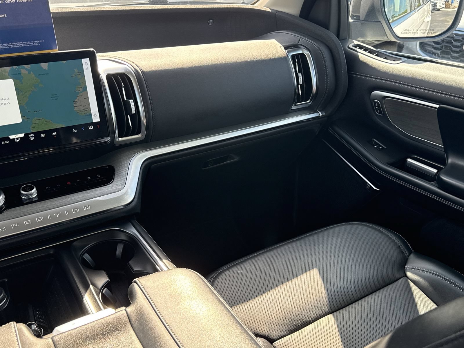 Certified 2025 Ford Expedition Platinum AWD/4WD image 23