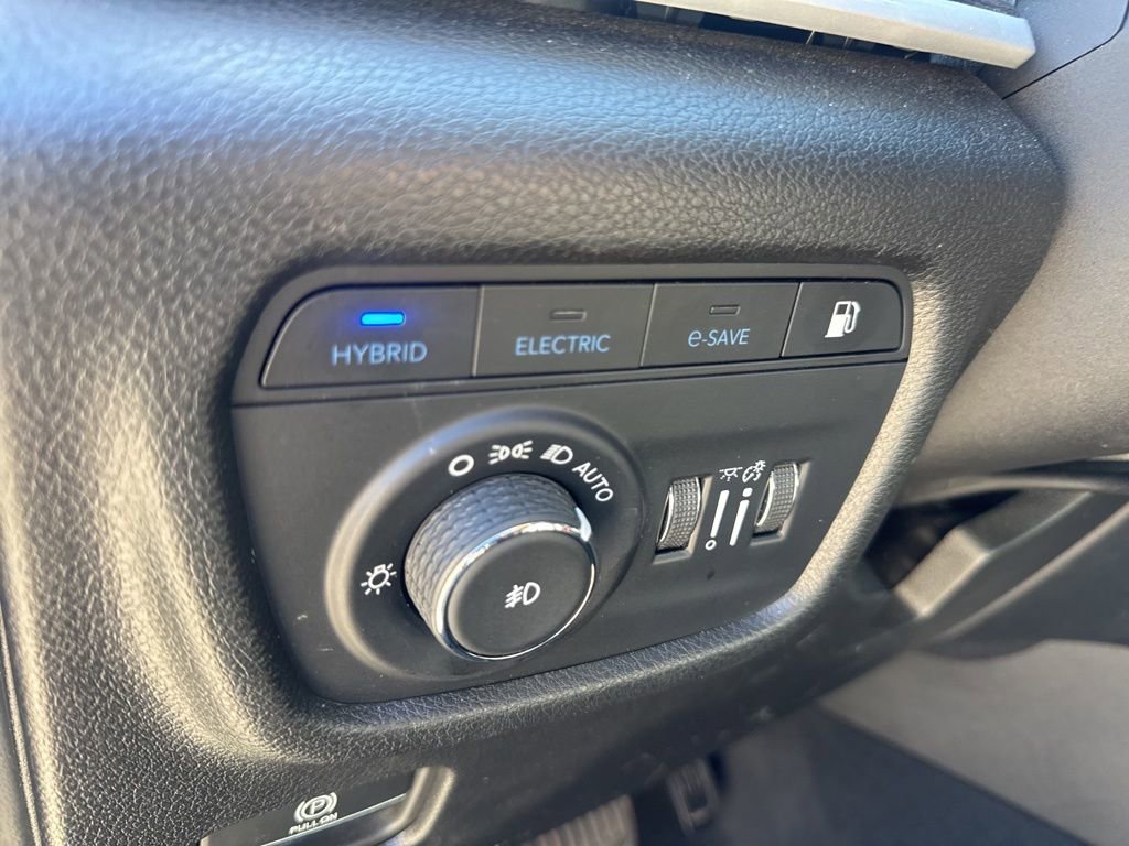 Used 2024 Jeep Grand Cherokee Limited 4xe image 17