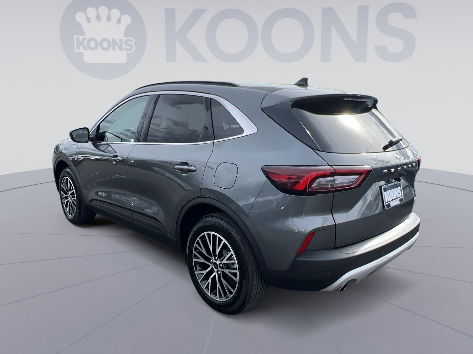 Certified 2025 Ford Escape SE image 3