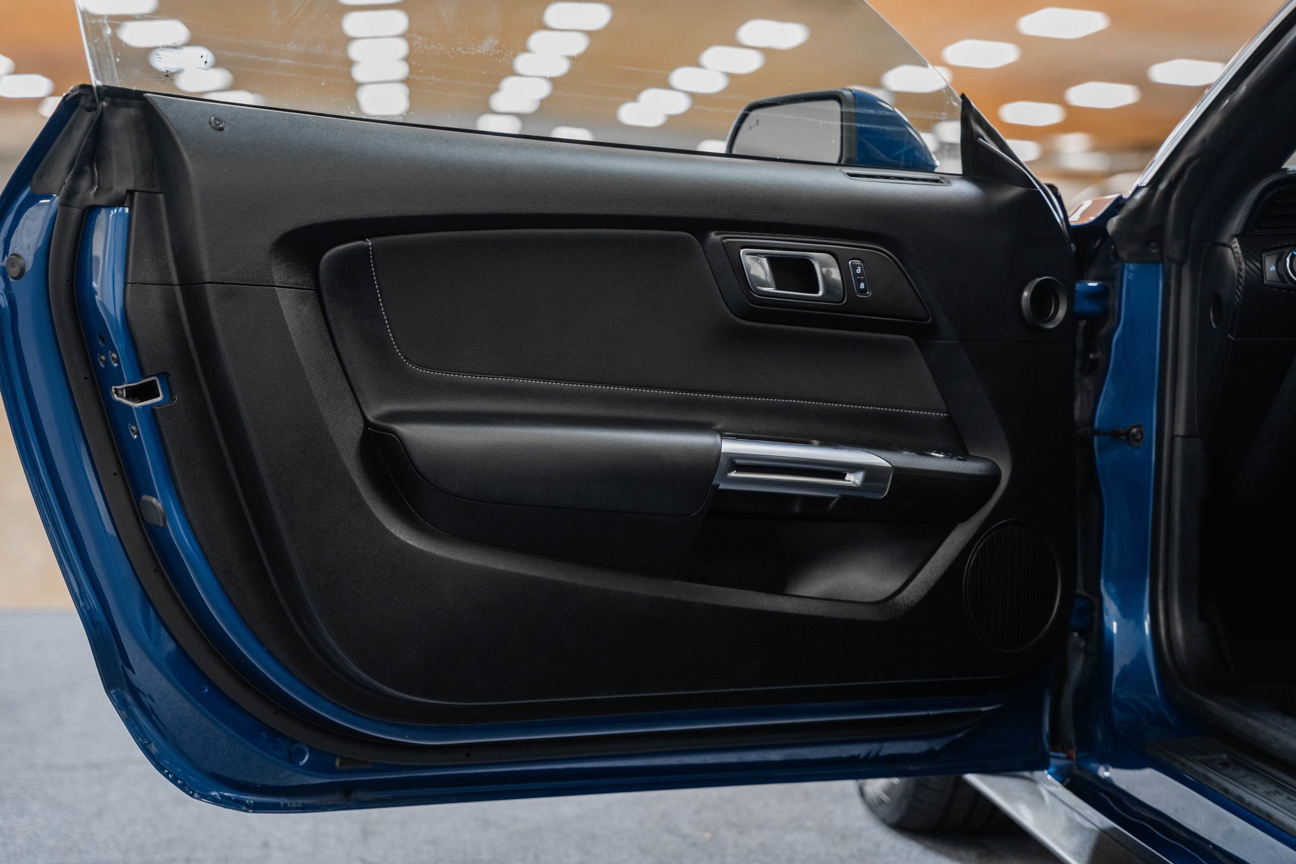 Certified 2022 Ford Mustang Coupe image 40