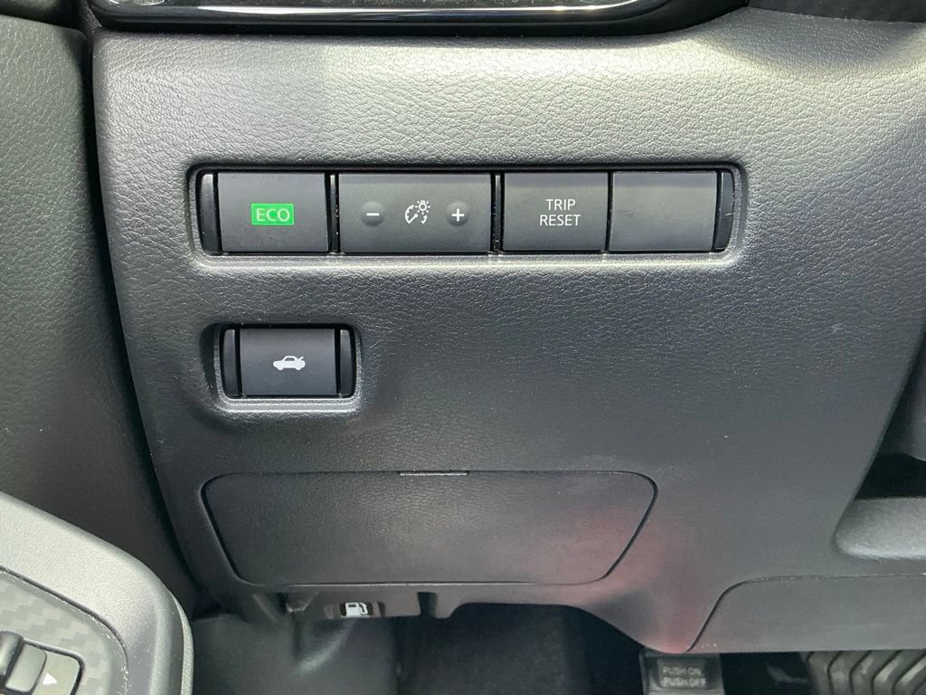 Used 2021 Nissan Sentra SV FWD image 34