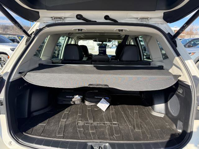 Used 2022 Subaru Forester Touring AWD/4WD image 9