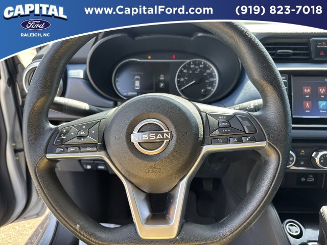 Used 2025 Nissan Versa SV FWD image 23