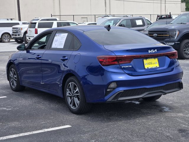 Used 2024 Kia Forte LXS w/ LXS Technology Package FWD image 8