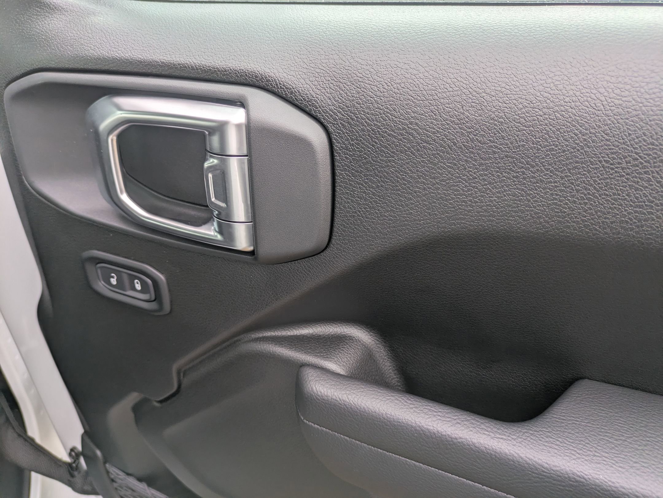 Used 2025 Jeep Gladiator Sport image 27