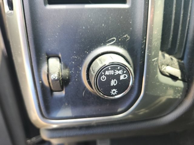 Used 2018 Chevrolet Silverado 1500 LT w/ Texas Edition RWD image 26