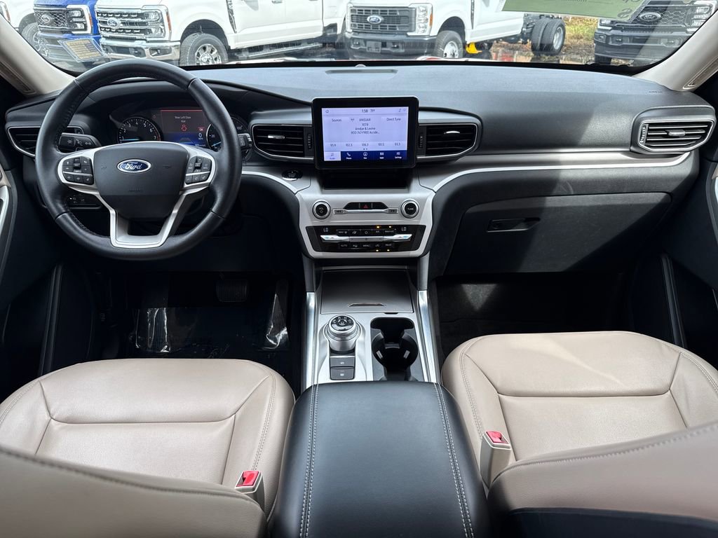 Certified 2020 Ford Explorer XLT w/ Equipment Group 202A image 5