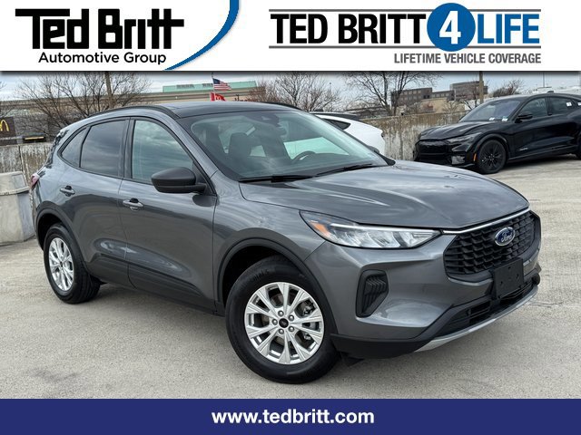 Certified 2025 Ford Escape Active w/ Cold Weather Package image 7