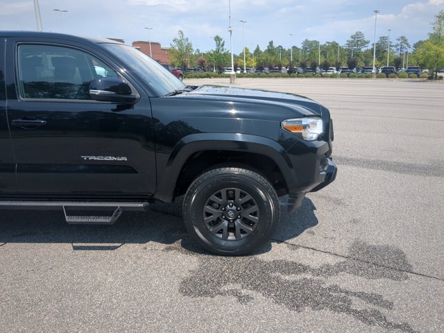 Used 2023 Toyota Tacoma SR5 w/ Technology Package AWD/4WD image 11