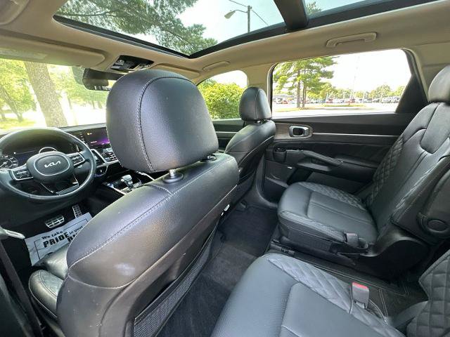 Used 2022 Kia Sorento SX Prestige AWD/4WD image 32