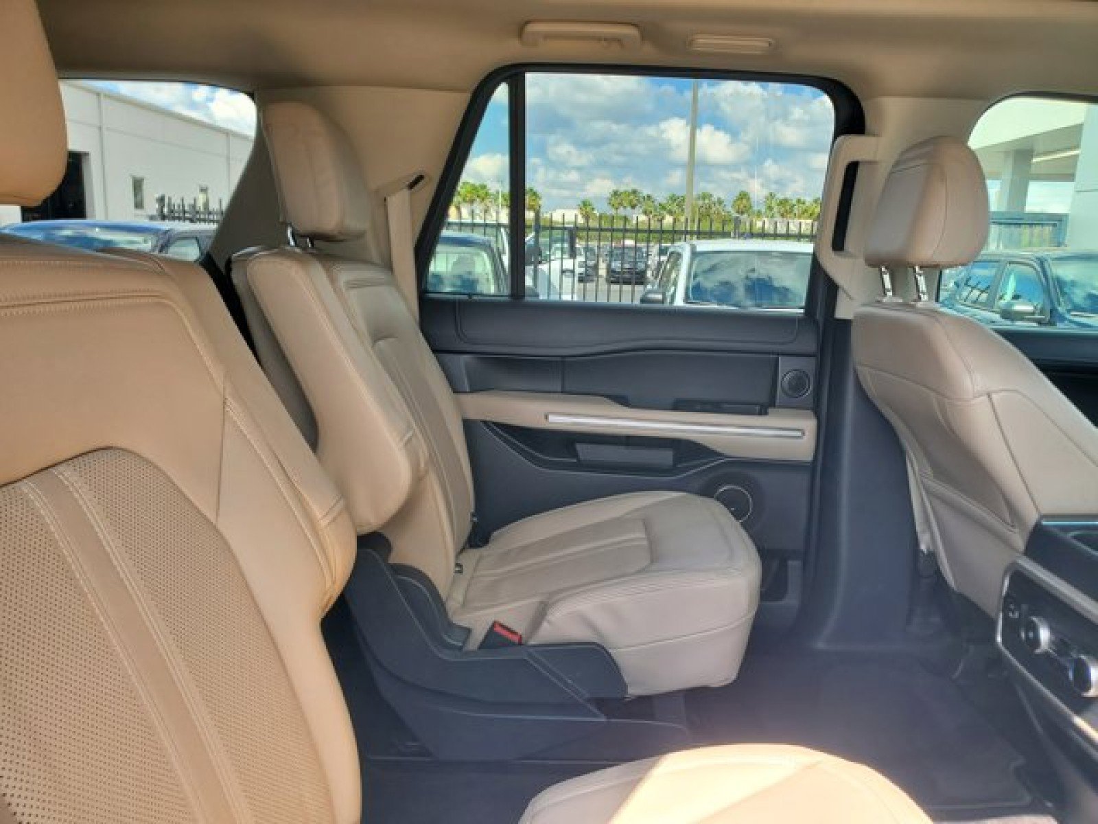 Certified 2023 Ford Expedition Max Limited AWD/4WD image 34
