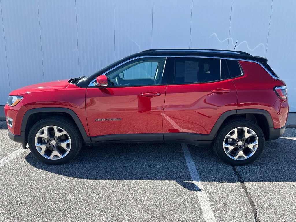 Used 2019 Jeep Compass Limited AWD/4WD image 3