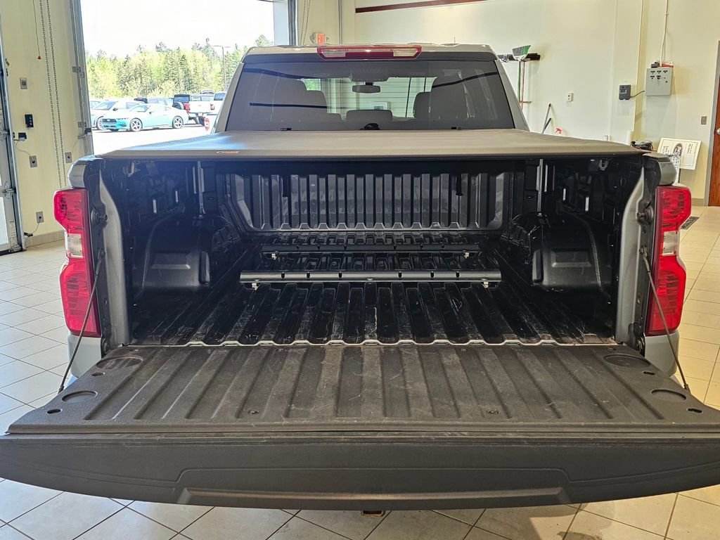 Used 2022 Chevrolet Silverado 1500 LT image 8
