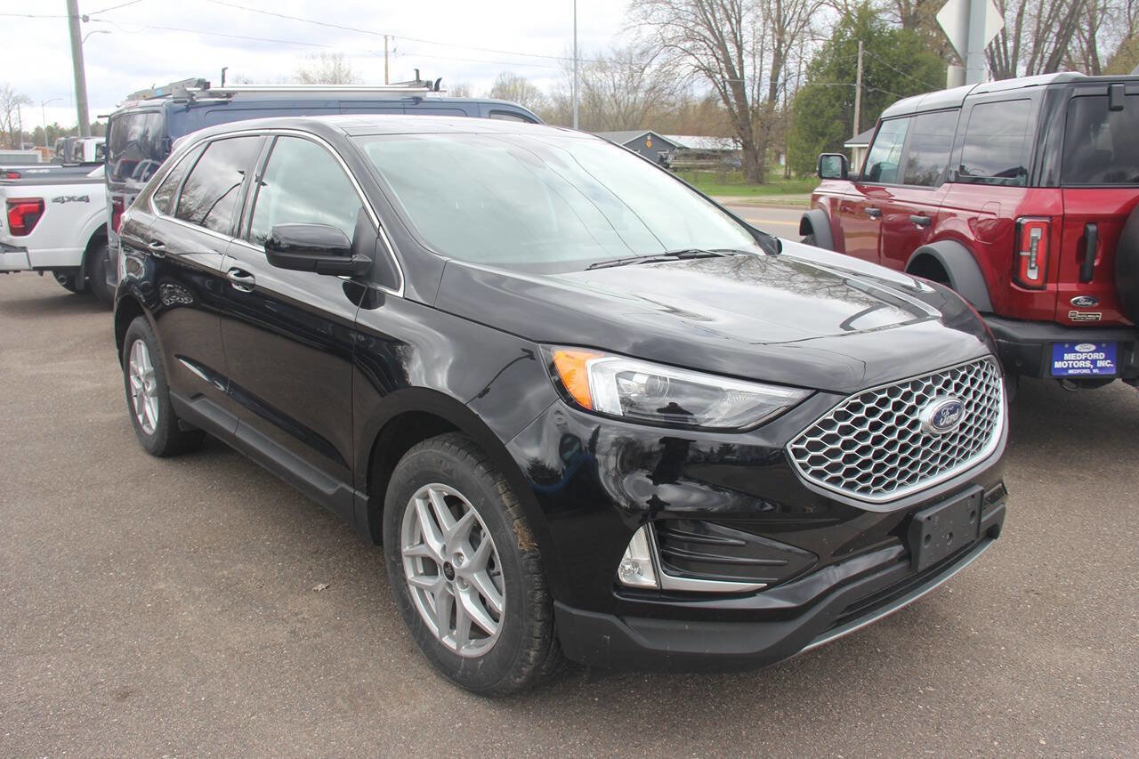 Certified 2024 Ford Edge SEL w/ Convenience Package AWD/4WD image 9